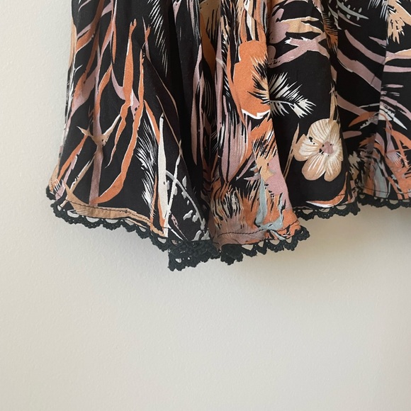 MINKPINK Dress - Picture 4 of 8